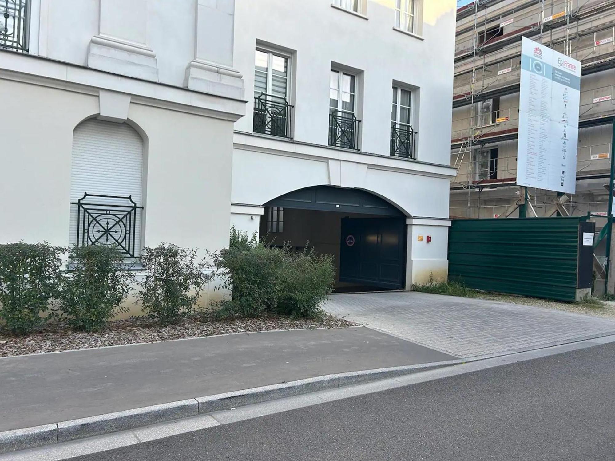 סאריס Le Cartier Appt F3, 7Mn Disneyland, Parking,Terrace מראה חיצוני תמונה
