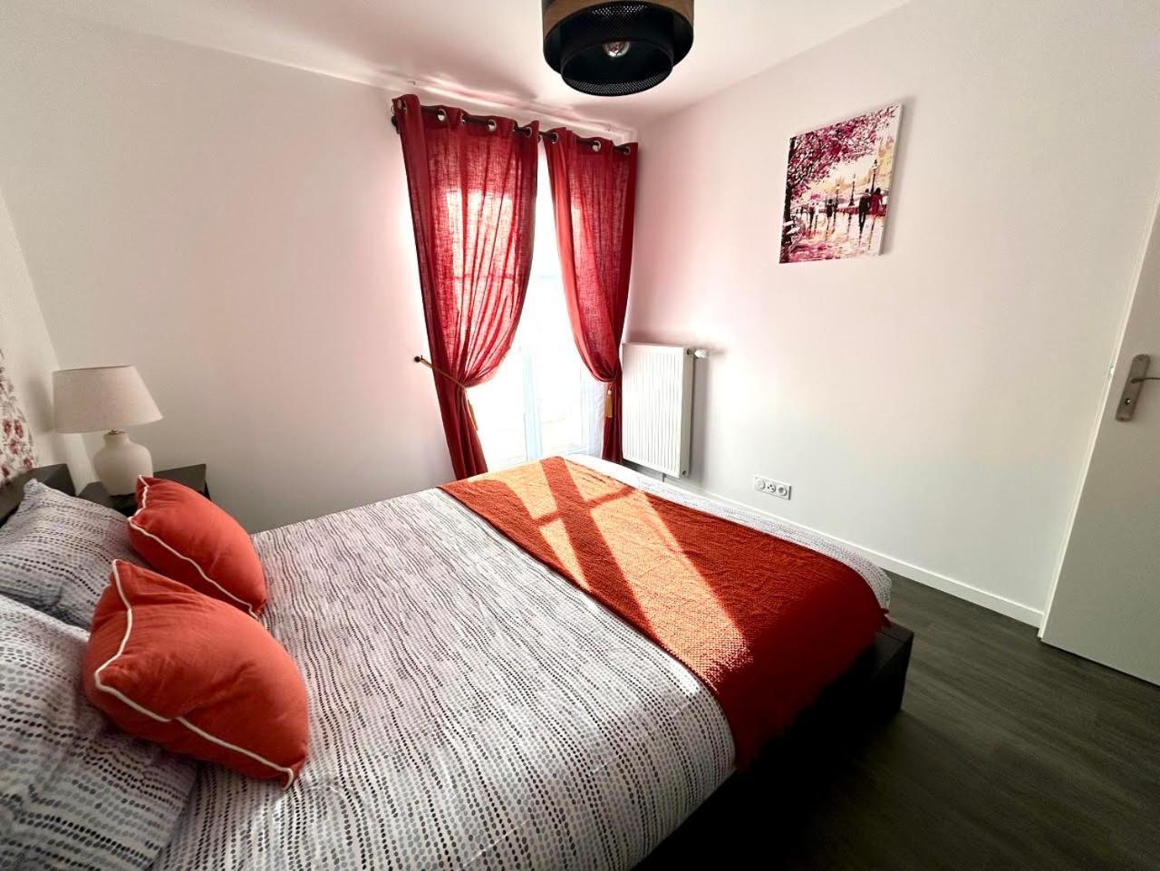 סאריס Le Cartier Appt F3, 7Mn Disneyland, Parking,Terrace מראה חיצוני תמונה